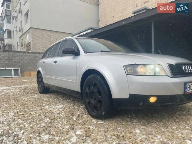 Сірий Ауді А4, об'ємом двигуна 2.5 л та пробігом 447 тис. км за 4600 $, фото 1 на Automoto.ua