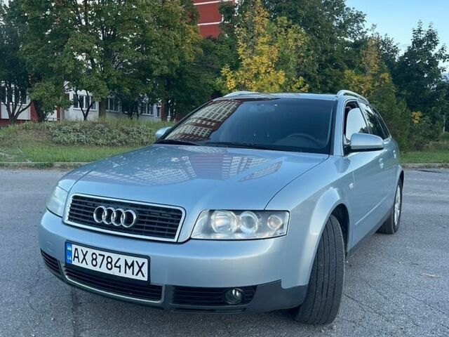 Серый Ауди А4, объемом двигателя 2 л и пробегом 230 тыс. км за 6000 $, фото 1 на Automoto.ua