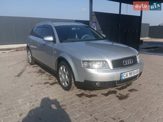 Сірий Ауді А4, об'ємом двигуна 2.5 л та пробігом 319 тис. км за 4500 $, фото 1 на Automoto.ua