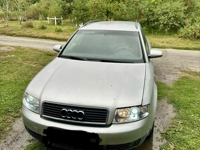 Сірий Ауді А4, об'ємом двигуна 2.5 л та пробігом 300 тис. км за 1504 $, фото 1 на Automoto.ua