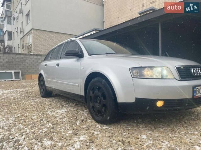 Сірий Ауді А4, об'ємом двигуна 2.5 л та пробігом 447 тис. км за 4000 $, фото 1 на Automoto.ua