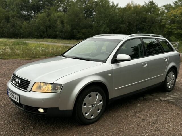 Сірий Ауді А4, об'ємом двигуна 1.6 л та пробігом 216 тис. км за 4614 $, фото 1 на Automoto.ua