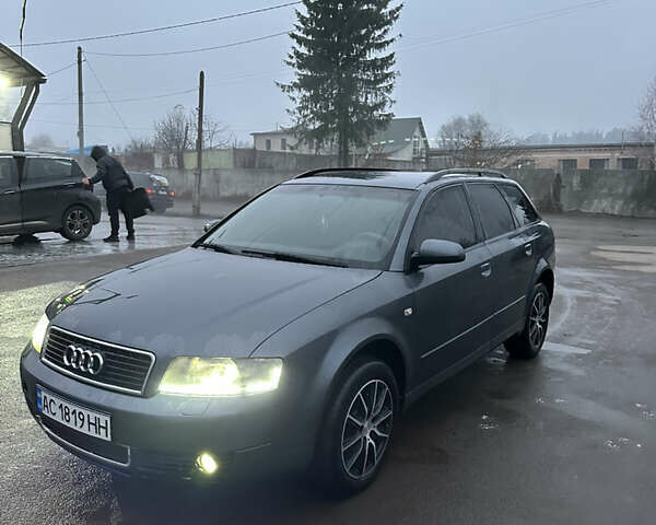 Серый Ауди А4, объемом двигателя 2.5 л и пробегом 287 тыс. км за 3950 $, фото 1 на Automoto.ua