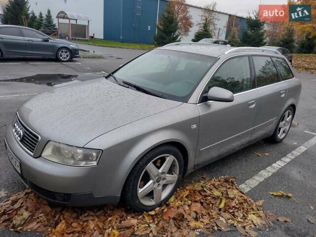 Серый Ауди А4, объемом двигателя 2.5 л и пробегом 265 тыс. км за 5400 $, фото 1 на Automoto.ua