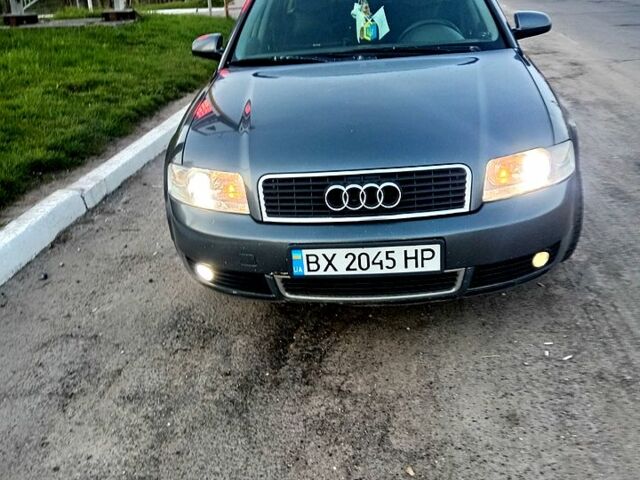 Сірий Ауді А4, об'ємом двигуна 2.5 л та пробігом 400 тис. км за 3300 $, фото 1 на Automoto.ua