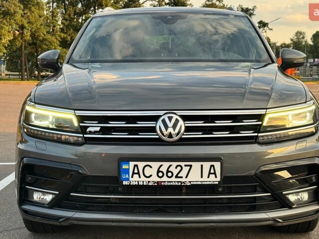 Сірий Ауді А4, об'ємом двигуна 1.6 л та пробігом 216 тис. км за 4550 $, фото 1 на Automoto.ua