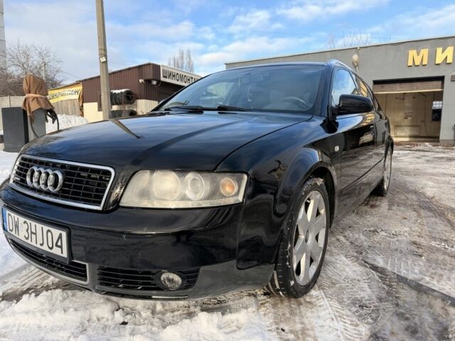 Серый Ауди А4, объемом двигателя 2.5 л и пробегом 250 тыс. км за 2600 $, фото 1 на Automoto.ua