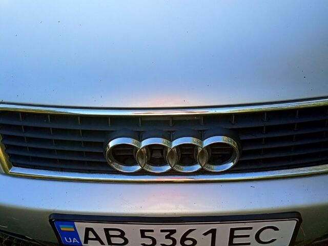 Серый Ауди А4, объемом двигателя 2.5 л и пробегом 260 тыс. км за 5400 $, фото 1 на Automoto.ua