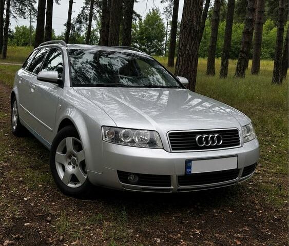 Сірий Ауді А4, об'ємом двигуна 1.9 л та пробігом 400 тис. км за 1000 $, фото 1 на Automoto.ua