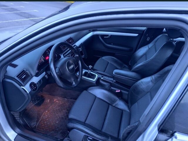 Серый Ауди А4, объемом двигателя 0 л и пробегом 315 тыс. км за 3384 $, фото 1 на Automoto.ua