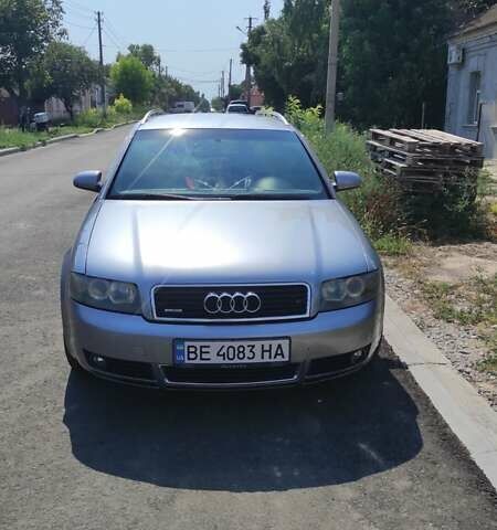 Серый Ауди А4, объемом двигателя 0 л и пробегом 330 тыс. км за 6000 $, фото 1 на Automoto.ua