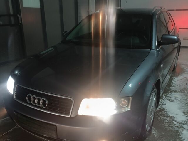 Серый Ауди А4, объемом двигателя 1.9 л и пробегом 350 тыс. км за 2250 $, фото 1 на Automoto.ua