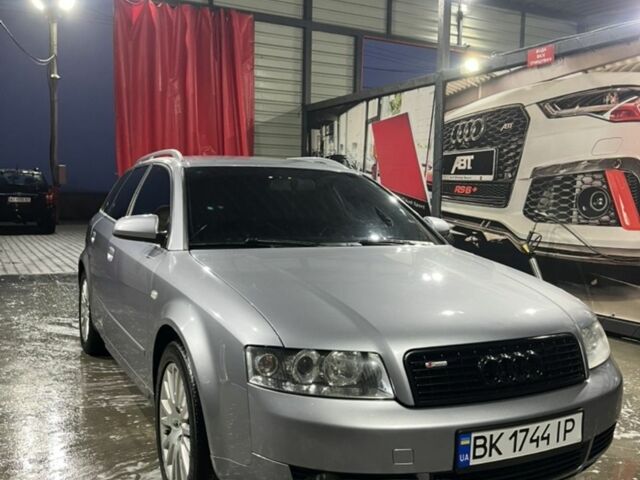 Серый Ауди А4, объемом двигателя 1.8 л и пробегом 364 тыс. км за 5500 $, фото 1 на Automoto.ua