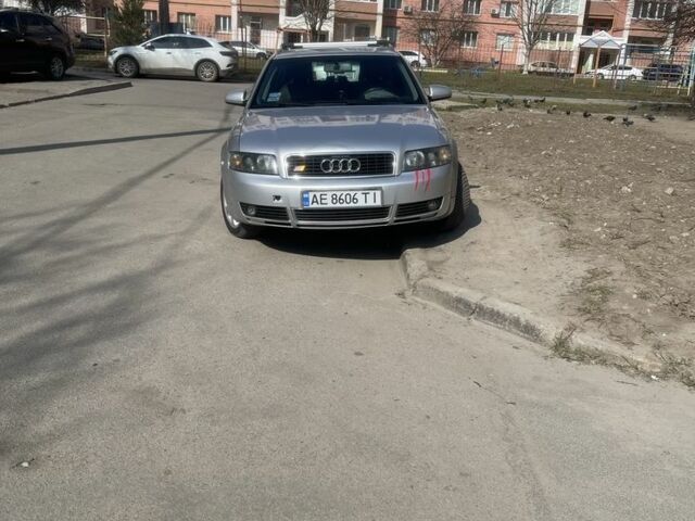 Сірий Ауді А4, об'ємом двигуна 1.9 л та пробігом 3 тис. км за 5000 $, фото 1 на Automoto.ua