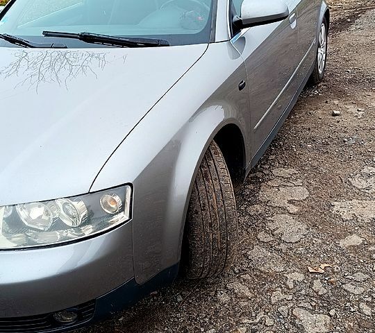 Сірий Ауді А4, об'ємом двигуна 2 л та пробігом 292 тис. км за 6500 $, фото 1 на Automoto.ua