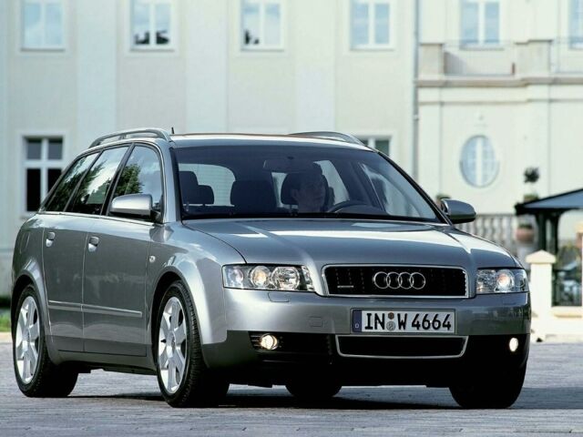 Сірий Ауді А4, об'ємом двигуна 1.8 л та пробігом 180 тис. км за 3500 $, фото 1 на Automoto.ua