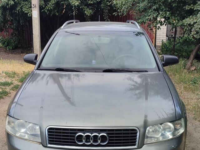 Сірий Ауді А4, об'ємом двигуна 2.5 л та пробігом 3 тис. км за 3500 $, фото 1 на Automoto.ua