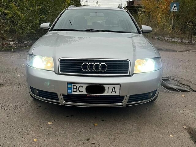 Сірий Ауді А4, об'ємом двигуна 2.5 л та пробігом 303 тис. км за 4500 $, фото 1 на Automoto.ua