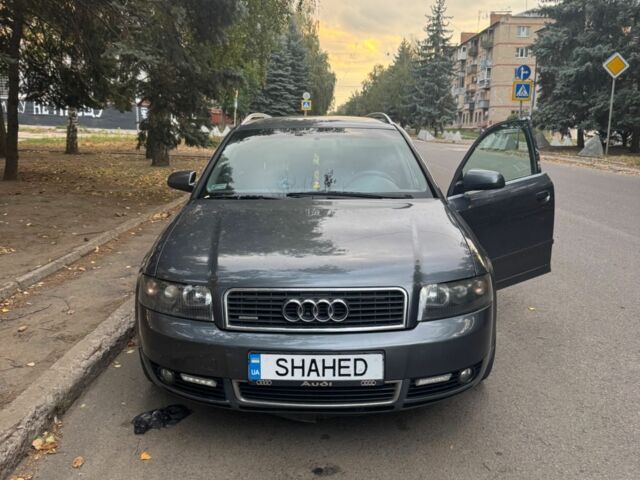 Серый Ауди А4, объемом двигателя 2.5 л и пробегом 330 тыс. км за 4618 $, фото 1 на Automoto.ua