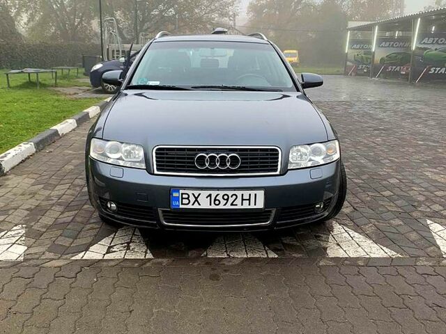 Серый Ауди А4, объемом двигателя 2 л и пробегом 199 тыс. км за 4800 $, фото 1 на Automoto.ua
