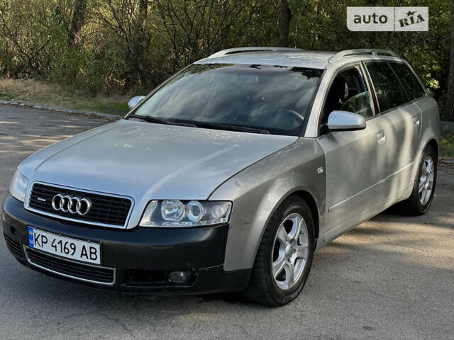 Сірий Ауді А4, об'ємом двигуна 2.5 л та пробігом 400 тис. км за 3799 $, фото 1 на Automoto.ua