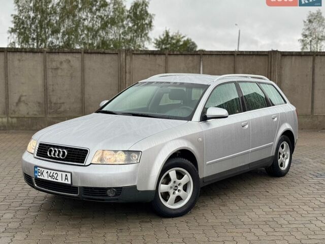 Сірий Ауді А4, об'ємом двигуна 1.6 л та пробігом 215 тис. км за 3950 $, фото 1 на Automoto.ua