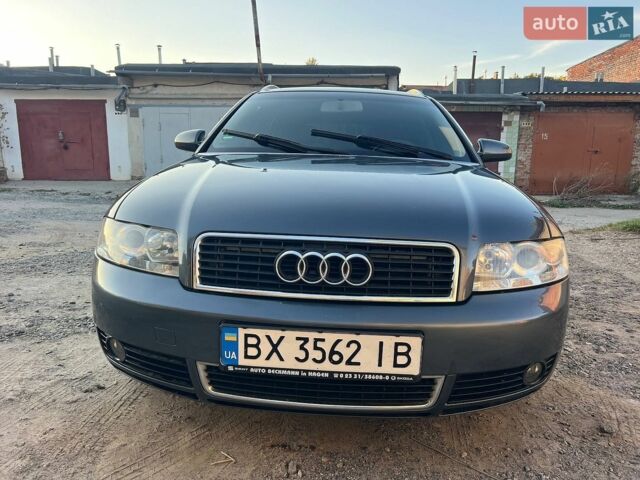 Сірий Ауді А4, об'ємом двигуна 1.78 л та пробігом 251 тис. км за 4700 $, фото 1 на Automoto.ua