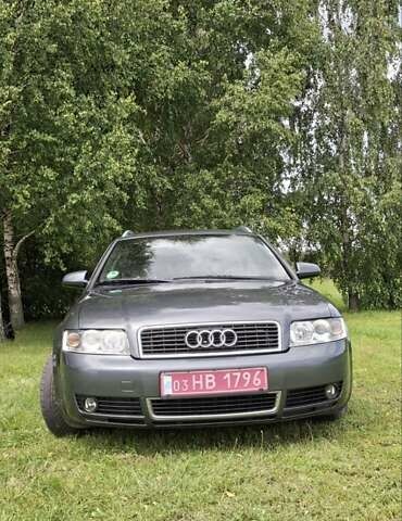 Сірий Ауді А4, об'ємом двигуна 1.8 л та пробігом 220 тис. км за 6000 $, фото 1 на Automoto.ua