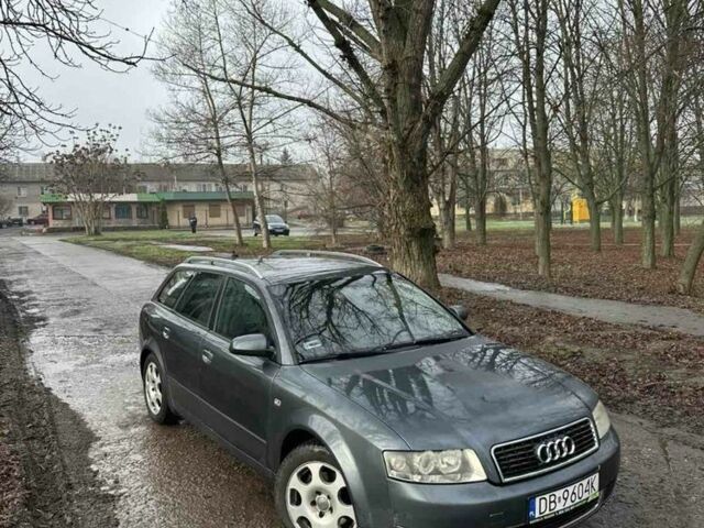 Сірий Ауді А4, об'ємом двигуна 2 л та пробігом 380 тис. км за 2550 $, фото 1 на Automoto.ua