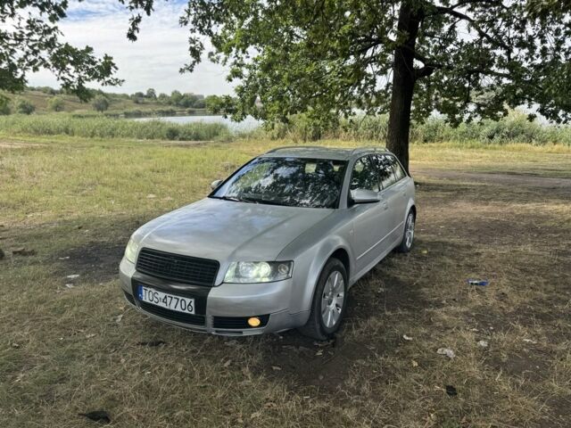 Серый Ауди А4, объемом двигателя 0 л и пробегом 300 тыс. км за 2096 $, фото 1 на Automoto.ua
