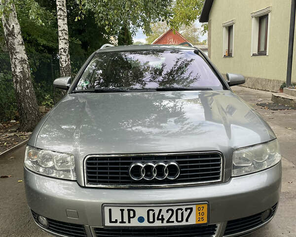 Сірий Ауді А4, об'ємом двигуна 1.8 л та пробігом 285 тис. км за 1850 $, фото 1 на Automoto.ua