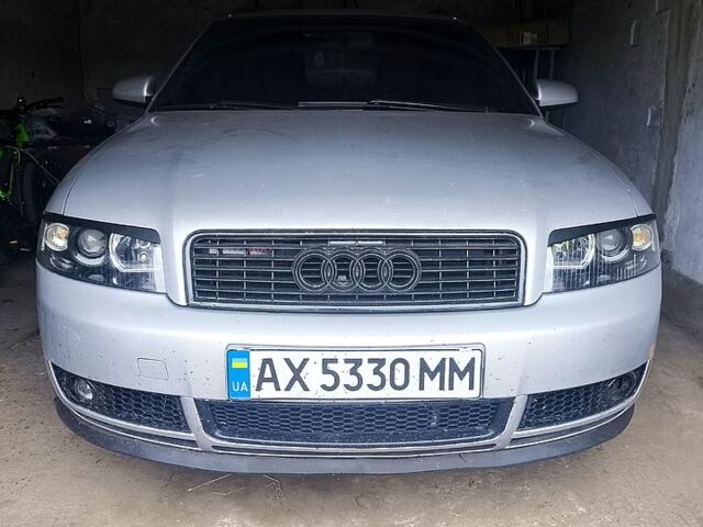 Ауди А4 2004 в Красноград на Automoto.ua Серый Ауди А4, объемом двигателя 2.5 л и пробегом 380 тыс. км за 4700 $, фото 1 на Automoto.ua