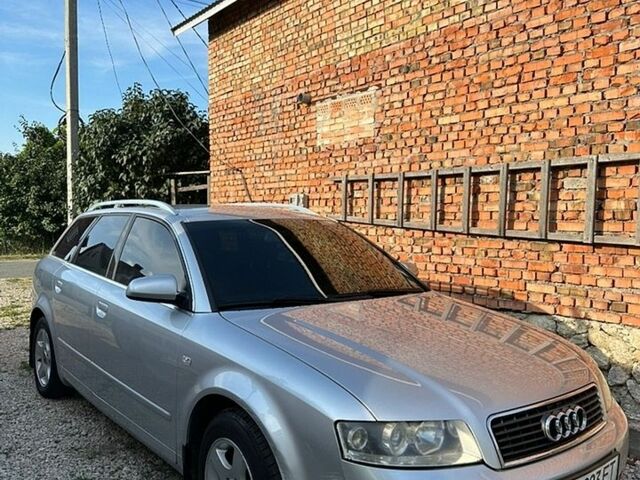 Сірий Ауді А4, об'ємом двигуна 1.6 л та пробігом 230 тис. км за 4600 $, фото 1 на Automoto.ua
