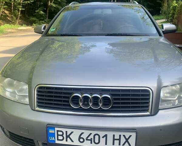 Серый Ауди А4, объемом двигателя 1.98 л и пробегом 290 тыс. км за 5000 $, фото 1 на Automoto.ua