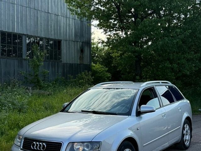 Сірий Ауді А4, об'ємом двигуна 2.5 л та пробігом 325 тис. км за 3750 $, фото 1 на Automoto.ua