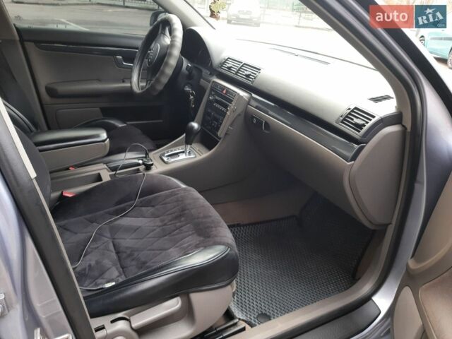 Сірий Ауді А4, об'ємом двигуна 1.98 л та пробігом 226 тис. км за 6000 $, фото 1 на Automoto.ua
