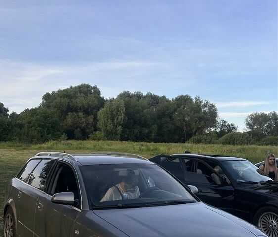 Серый Ауди А4, объемом двигателя 0 л и пробегом 430 тыс. км за 1750 $, фото 1 на Automoto.ua