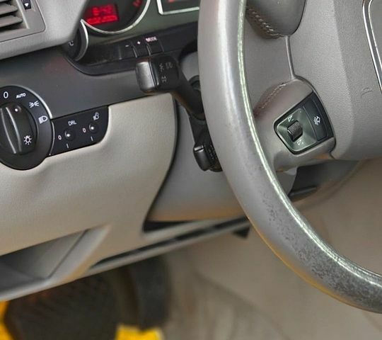 Сірий Ауді А4, об'ємом двигуна 2 л та пробігом 275 тис. км за 5200 $, фото 1 на Automoto.ua