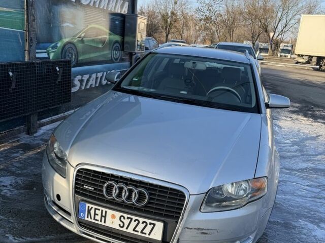 Серый Ауди А4, объемом двигателя 3 л и пробегом 225 тыс. км за 3500 $, фото 1 на Automoto.ua