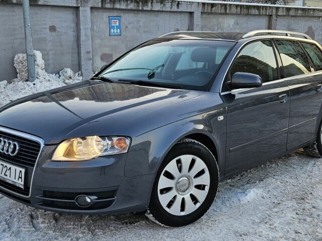Сірий Ауді А4, об'ємом двигуна 1.6 л та пробігом 220 тис. км за 5600 $, фото 1 на Automoto.ua