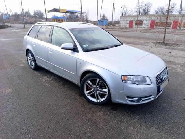 Серый Ауди А4, объемом двигателя 2 л и пробегом 300 тыс. км за 3011 $, фото 1 на Automoto.ua