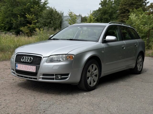 Серый Ауди А4, объемом двигателя 2 л и пробегом 195 тыс. км за 6100 $, фото 1 на Automoto.ua