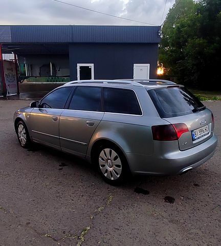 Серый Ауди А4, объемом двигателя 2 л и пробегом 0 тыс. км за 6000 $, фото 1 на Automoto.ua