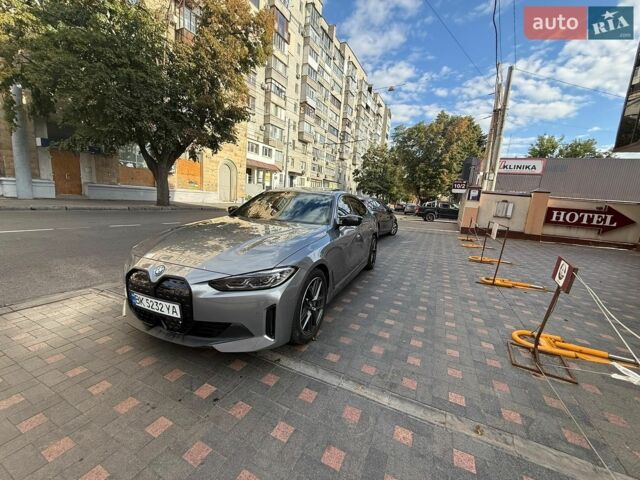Серый Ауди А4, объемом двигателя 1.97 л и пробегом 285 тыс. км за 6750 $, фото 1 на Automoto.ua