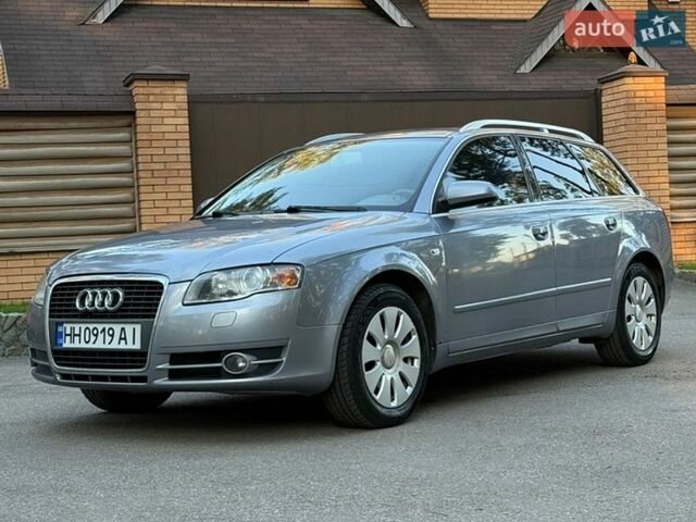 Серый Ауди А4, объемом двигателя 2 л и пробегом 315 тыс. км за 6500 $, фото 1 на Automoto.ua