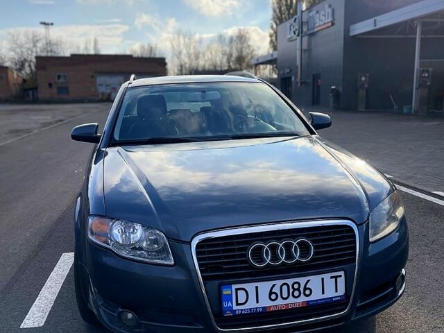 Серый Ауди А4, объемом двигателя 2 л и пробегом 320 тыс. км за 5850 $, фото 1 на Automoto.ua