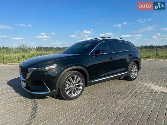 Серый Ауди А4, объемом двигателя 2 л и пробегом 320 тыс. км за 2905 $, фото 1 на Automoto.ua
