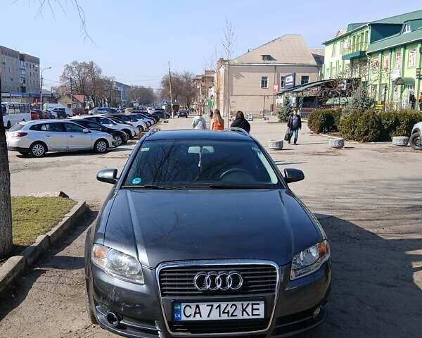 Серый Ауди А4, объемом двигателя 2 л и пробегом 293 тыс. км за 6200 $, фото 1 на Automoto.ua