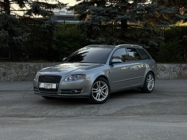Серый Ауди А4, объемом двигателя 2 л и пробегом 240 тыс. км за 7500 $, фото 1 на Automoto.ua