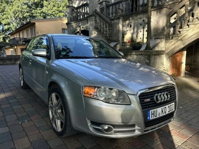 Сірий Ауді А4, об'ємом двигуна 2 л та пробігом 245 тис. км за 2152 $, фото 1 на Automoto.ua